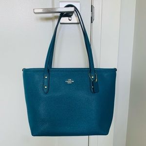 NWOT blue coach purse🦋
